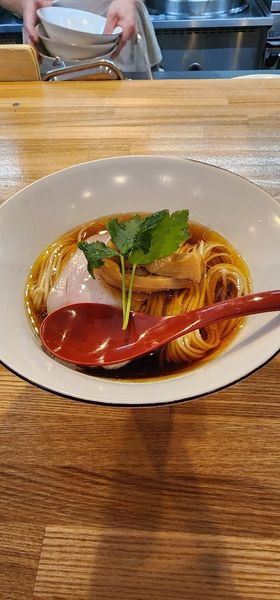 「中華そば(竹)醤油」@自家製麺 くろ松の写真