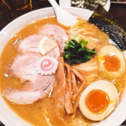 特製ラーメン　特盛