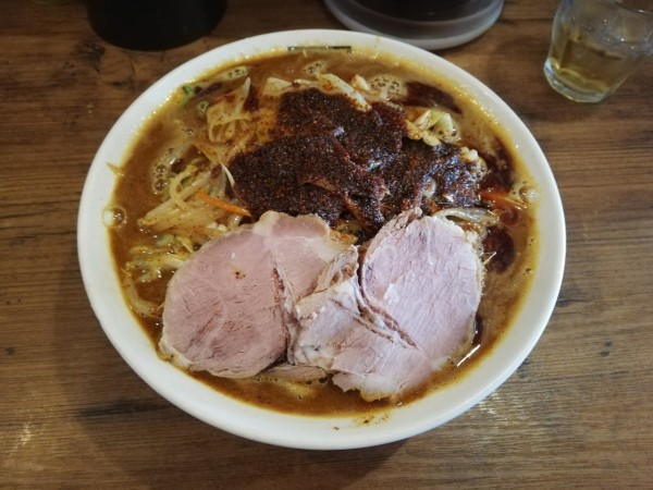 「辛辛濃菜麺　大盛　激辛」@濃菜麺 井の庄の写真