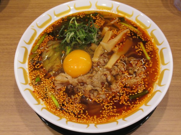「スタミナ牛肉ラーメン（醤油）（850円）」@大阪スタミナ牛肉ラーメン わだ 西池袋店の写真