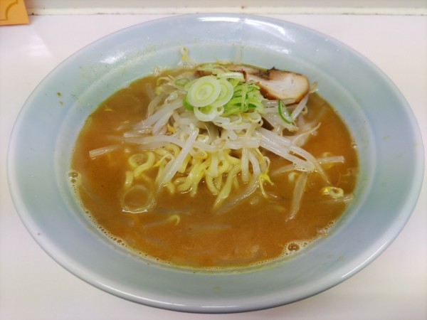 「カレーラーメン」@サッポロラーメン 狸小路 豊四季駅前店の写真