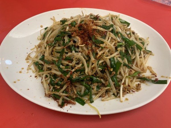 「皿パンチ」@台湾料理 生駒の写真