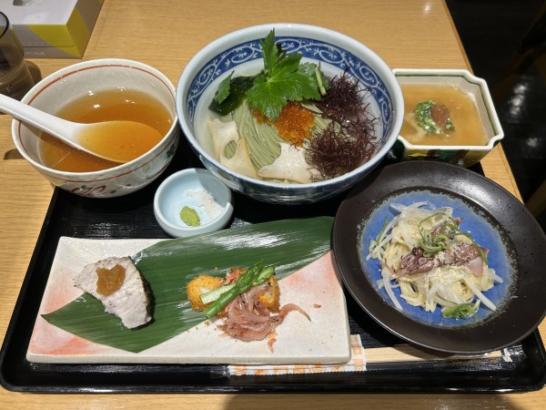 「寿製麺よしかわ うみのそば ¥2500」@#新宿地下ラーメンの写真