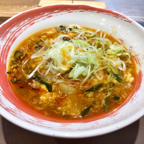 「おすすめ！牛すじ担々麺（￥820）」@ピースターの写真