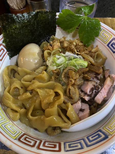 「裏そば 鴨香油のもち姫手切り油そば」@塩そば 桑ばらの写真