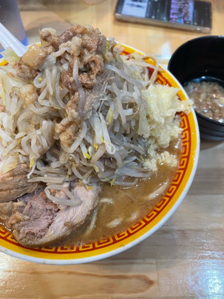 「ラーメン 豚1枚 少なめ ゼンマシ」@えどもんど 中野の写真