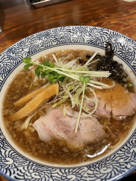 「魚介醤油らーめん　850円」@麺は鎹 北新地店の写真