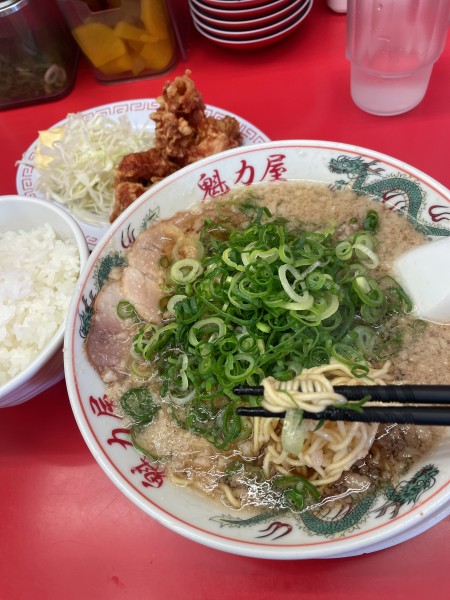 「特製らーめん　唐揚げランチ」@魁力屋 センター南店の写真