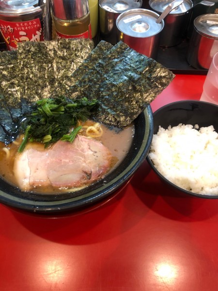 「ラーメン+海苔+ライス　1000円」@環2家の写真