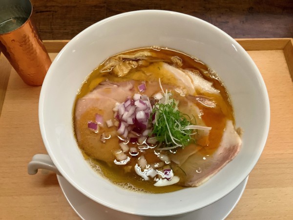 「【限定】塩焼豚煮干蕎麦」@神保町黒須の写真