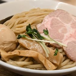 つけ麺あつもり（大盛）＋味玉（900円）