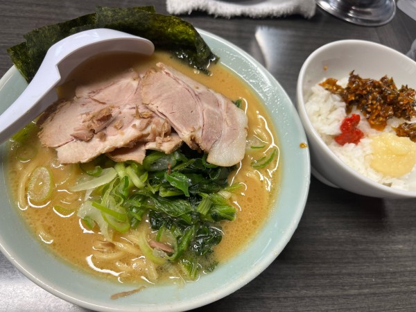 「醤油チャーシューメン¥1,050（小ライス無料）」@横浜家系ラーメン 壱蔵家の写真