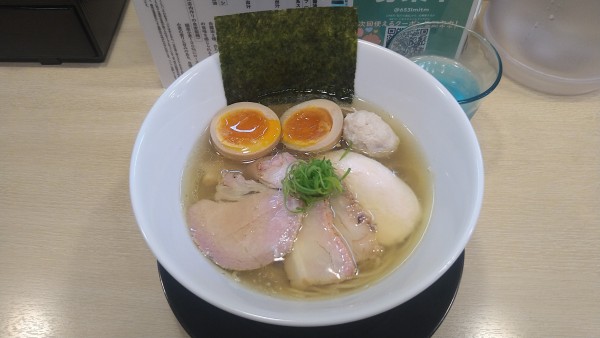 「特製白醤油らぁめん¥1090-」@麺屋 いちょうの写真