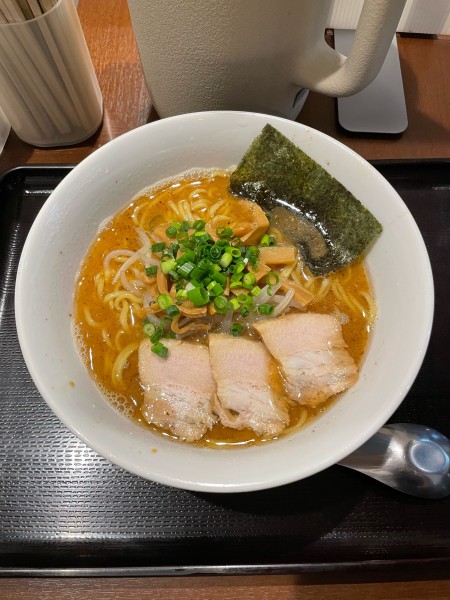 「中華そば(850円)」@中華そば おかべの写真