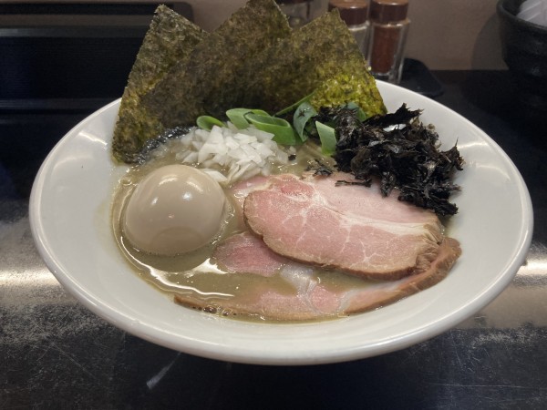 「【限定】特製濃厚そば1300円　和え玉醤油300円」@麺処 晴の写真