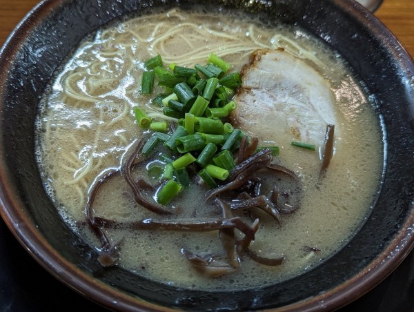 「ラーメン」@博多長浜らーめん ぼたんの写真