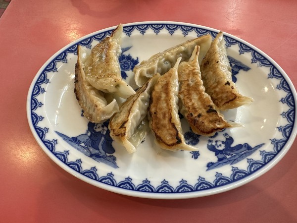 「焼餃子　400円」@宮西屋の写真