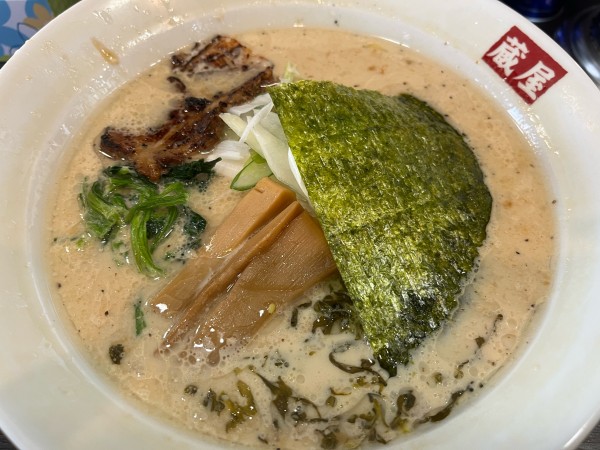 「醤油とんこつ大盛固め850円」@ラーメン 蔵屋の写真