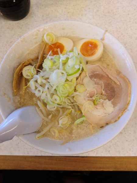 「味玉らーめんギタギタ」@こってりらーめん なりたけ 津田沼店の写真