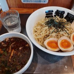 肉つけめん(大)300g+味付玉子2個