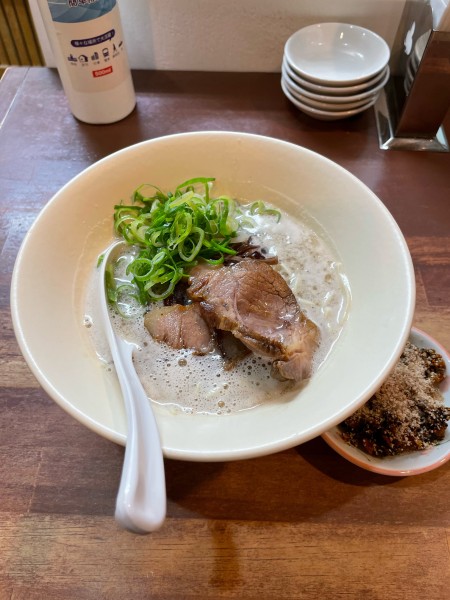 「博多豚骨ラーメン」@幸心堂の写真