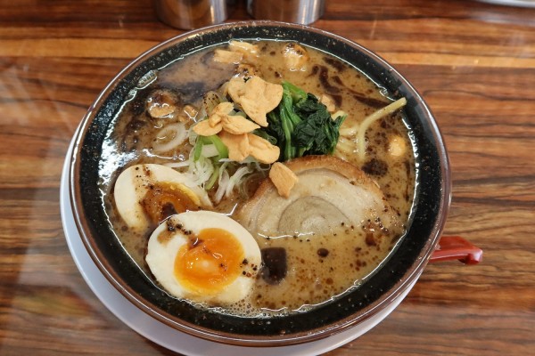 「黒マー油豚骨￥８９０」@ラーメン清六家  真壁店の写真