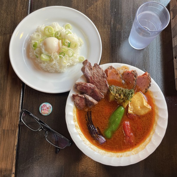 「かえぴょんカモシカカレー【 3 辛口,少な目150g 】」@スープカレーカムイ アキバの写真