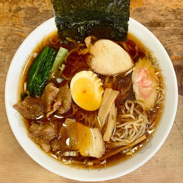 「下館ラーメン（トリ皮＋200円）」@あじさいラーメンの写真