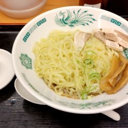 汁なしラーメン（油そば600円）