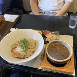 特製貝出汁つけ麺