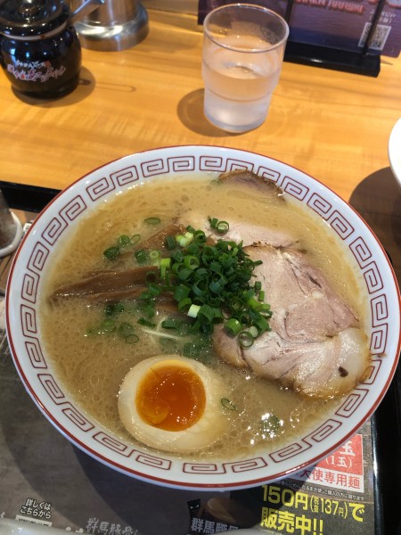 「群馬豚骨ラーメンだるま大使980円」@らあめん花月嵐 方南町店の写真