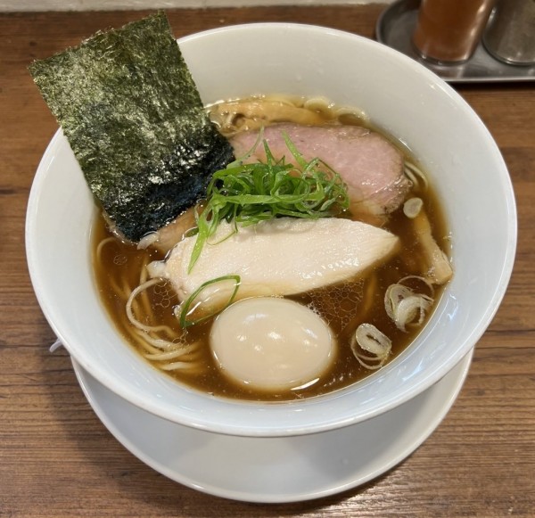 「味玉醤油らーめん」@Trigo(トリーゴ)の写真