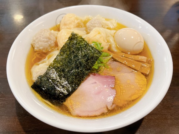 「特製ワンタン麺　味付玉子　ミックス」@八雲の写真