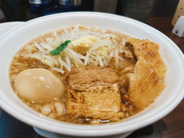 「ザ☆豚玉」@ガツ盛リラーメン みちる屋 松戸店の写真