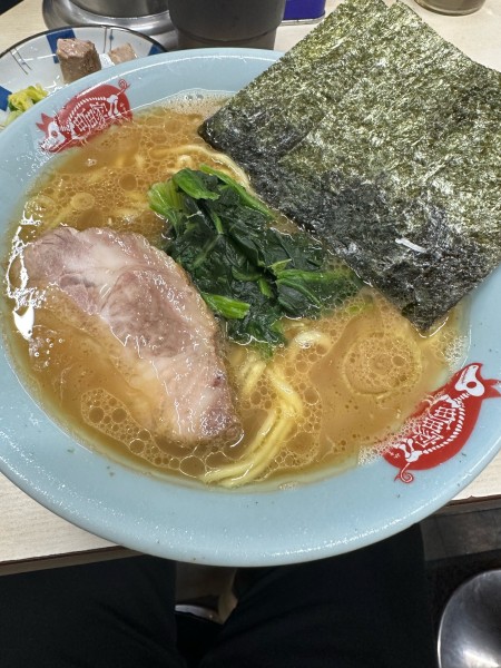 「ラーメン並+キャベチャー」@横浜ラーメン 町田家 町田本店の写真