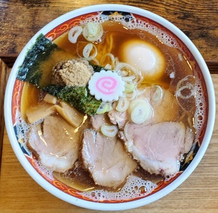 「煮干し支那そば」@自家製中華そば 麺の虜の写真