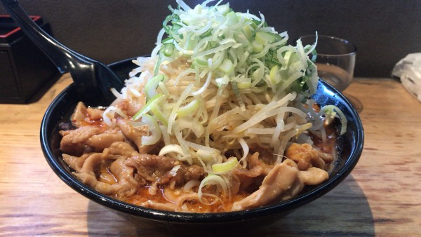 「しょうゆ辛ホルメン　930円」@こちとら立石麺豚酒場 粋な豚の写真