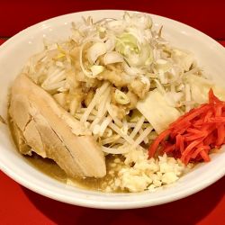 銀郎ラーメン（860円）全増し