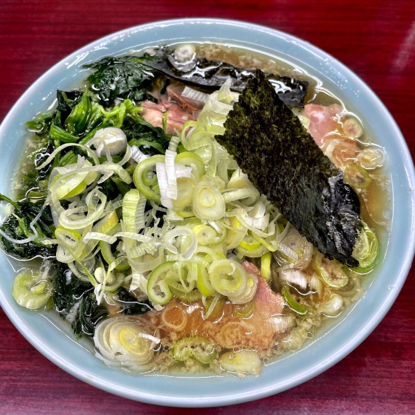 「チャーシューメン中ネギほうれん草トッピング」@ラーメンビッグの写真
