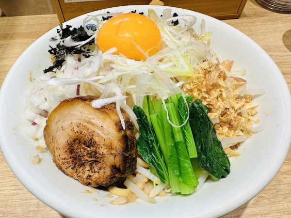 「【限定】まぜそば【1100円】」@焼あご煮干しらぁめん 碧猫の写真