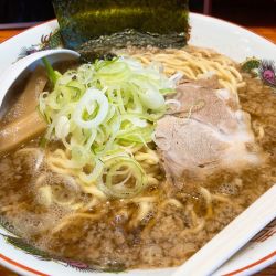 背脂煮干し中華