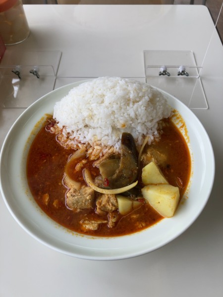 「インドポークカレー（大盛）　950円」@カレーとパスタの店 みみかの写真