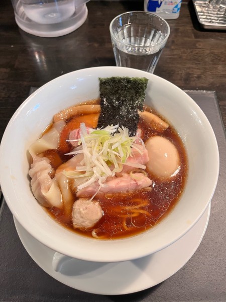 「特製　醤油」@KaneKitchen Noodlesの写真