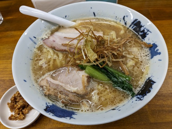 「らーめん鰹 鰹にんにく」@Made in Tokyo らーめん松の写真