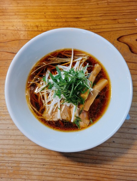 「鶏醤油」@麺蔵 あつおの写真