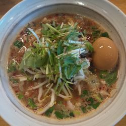 平成台湾ラーメン（味玉付き）