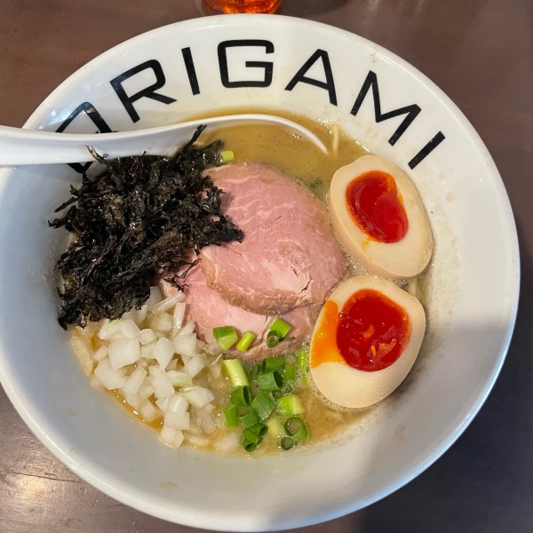 「味玉濃厚煮干しそば」@麺屋 ORIGAMIの写真