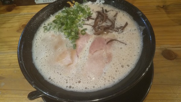 「ラーメン(¥750)+etc」@博多一成一代の写真