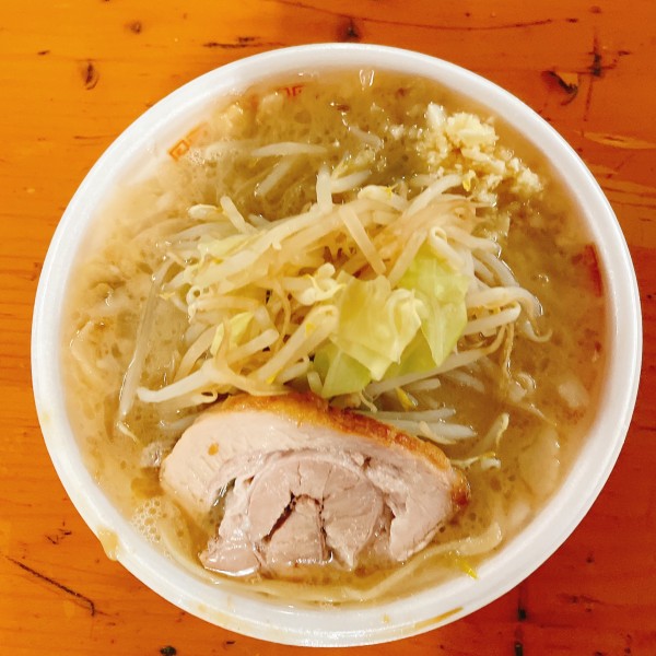 「豚のエキス全開！考え抜いたラーメン」@大つけ麺博 2022の写真