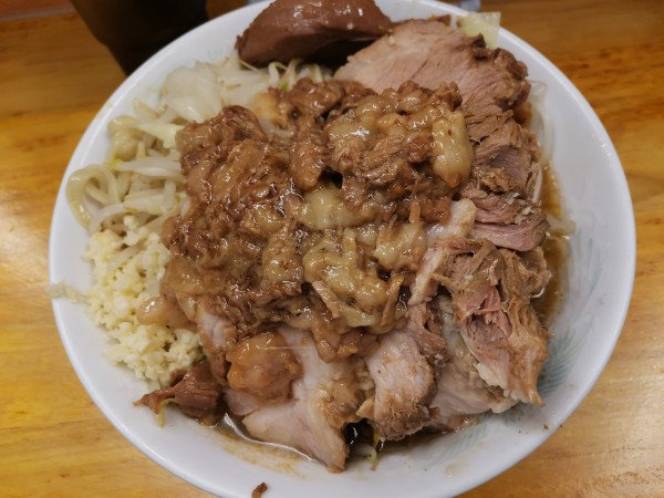 「小ラーメン+ぶたダブル」@ラーメン二郎 立川店の写真